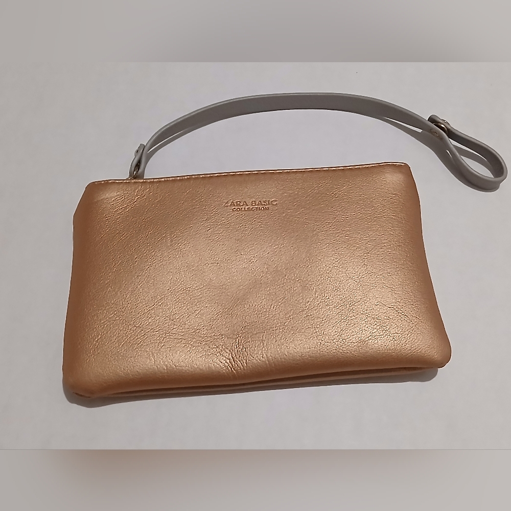 Zara Basic Collection Gold Tone Small Wristlet Zi… - image 1